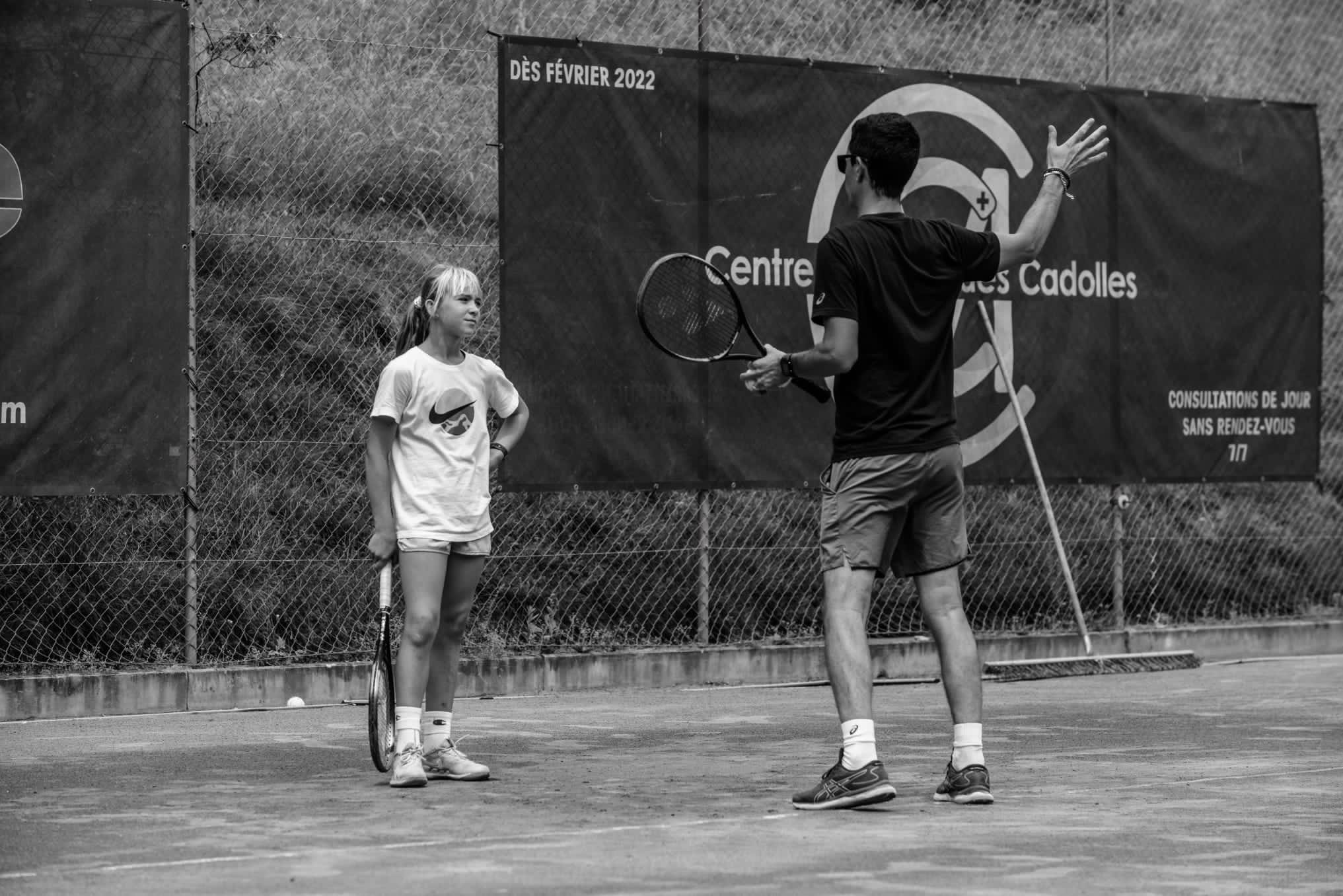 Yannick Dumas coaching on court
